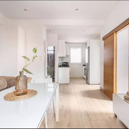 Acogedor Y Precioso Apartamento En Sevilla Luaran gambar