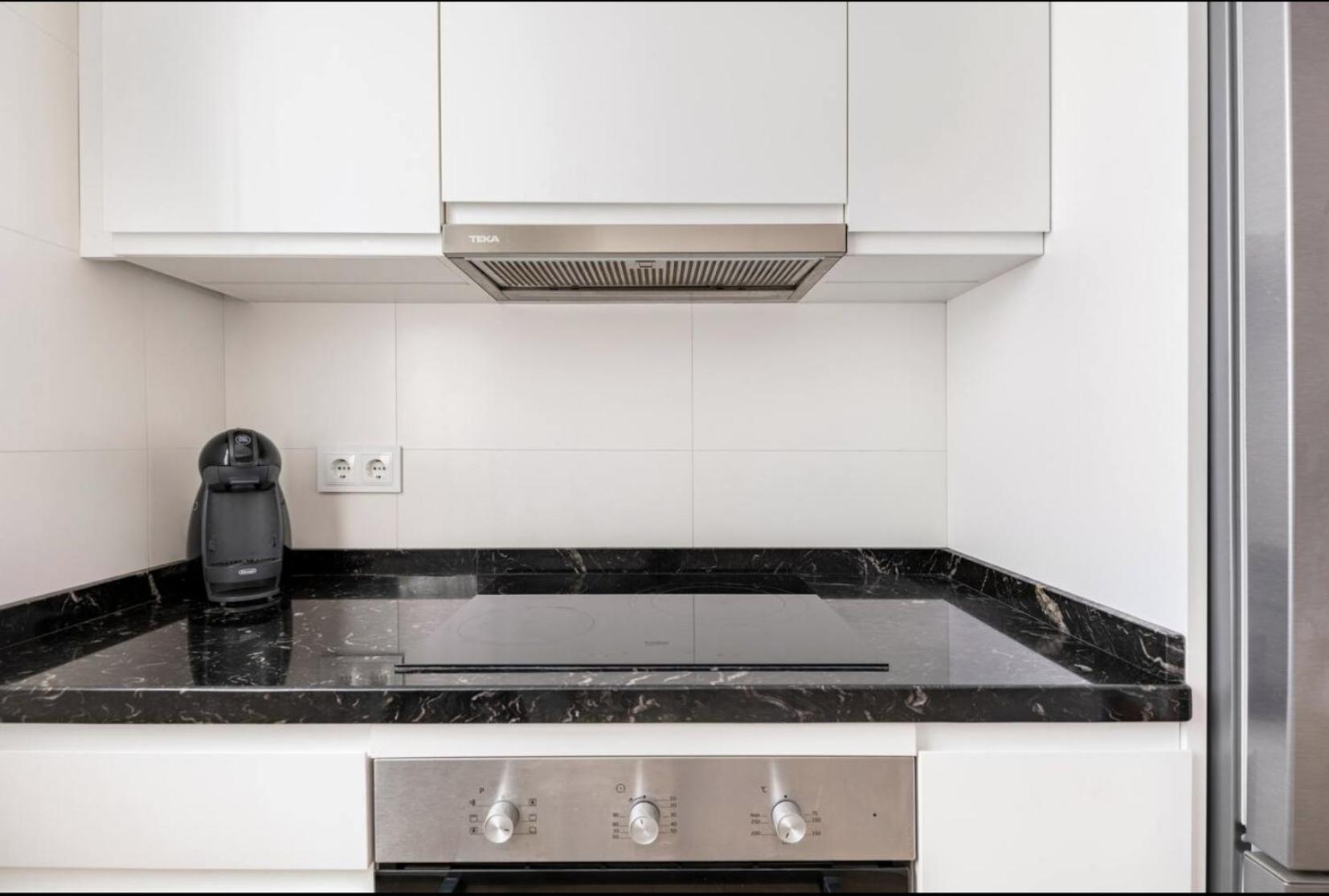 Acogedor Y Precioso Apartamento En Sevilla Luaran gambar